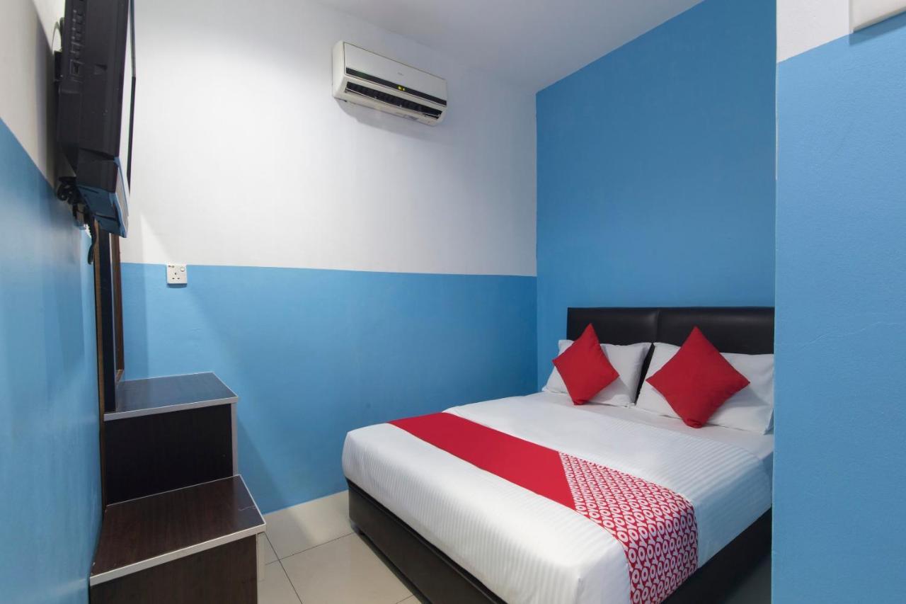 Oyo 44072 Mines Cempaka Hotel Nilai Exteriér fotografie