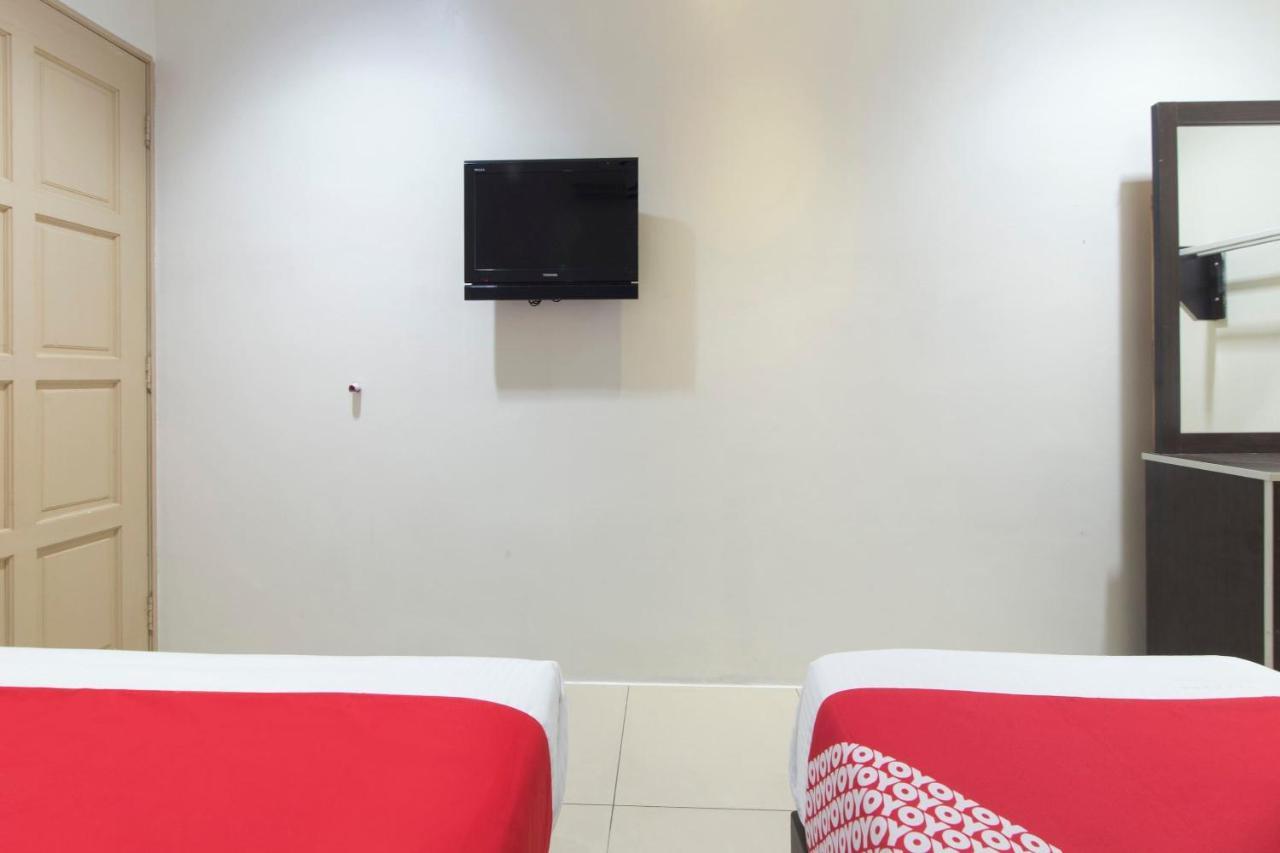 Oyo 44072 Mines Cempaka Hotel Nilai Exteriér fotografie