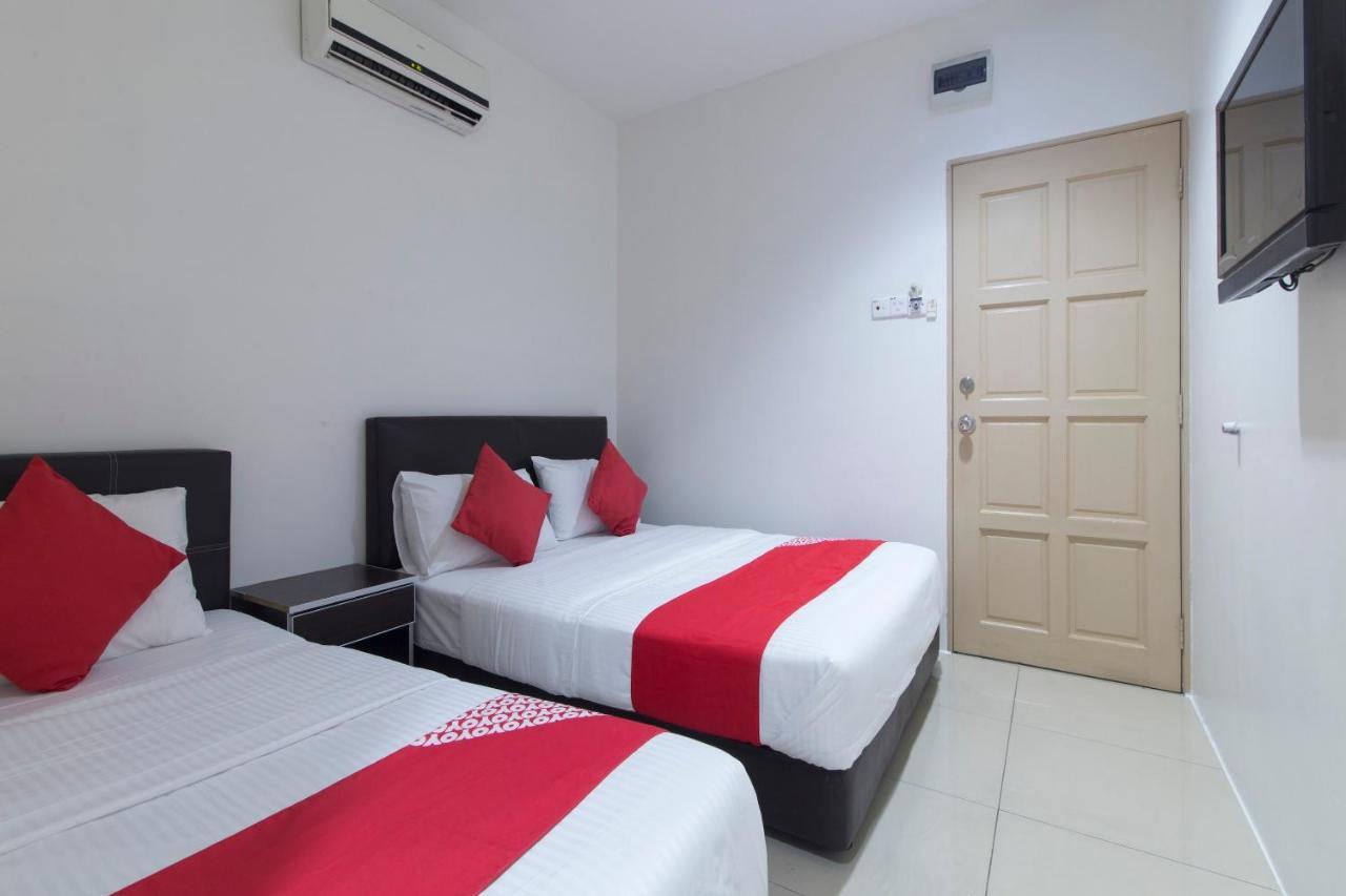 Oyo 44072 Mines Cempaka Hotel Nilai Exteriér fotografie