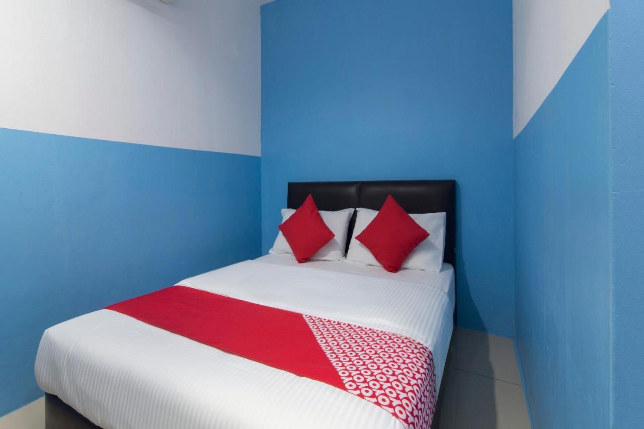 Oyo 44072 Mines Cempaka Hotel Nilai Exteriér fotografie