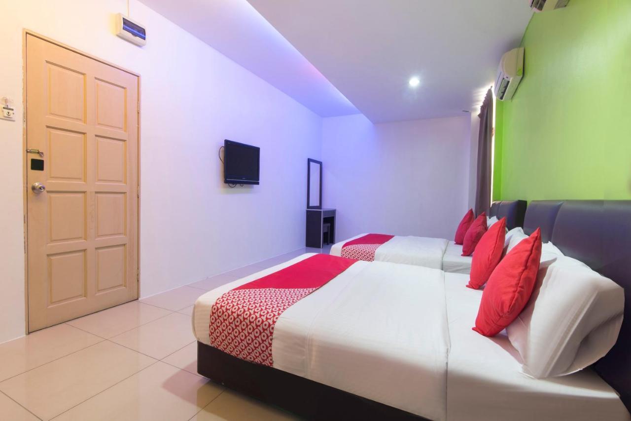 Oyo 44072 Mines Cempaka Hotel Nilai Exteriér fotografie