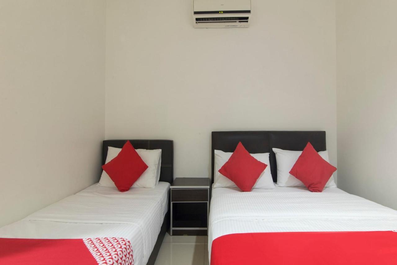 Oyo 44072 Mines Cempaka Hotel Nilai Exteriér fotografie